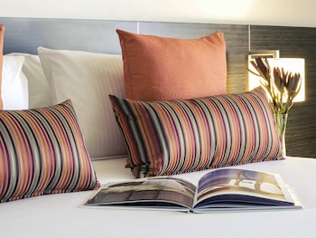 Executive Room, 1 King Bed