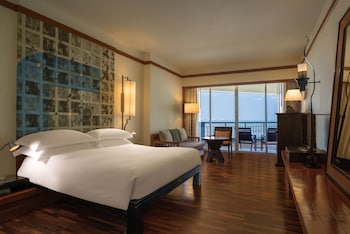Classic Room, 1 King Bed, Ocean View