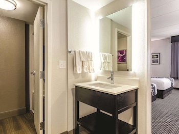 Room, 2 Queen Beds, Non Smoking