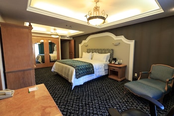 Premium Room, 1 King Bed