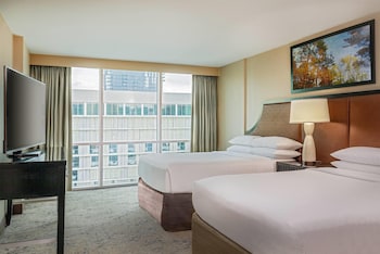 Suite, 2 Queen Beds, Non Smoking, Corner