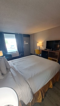 Standard Room, 1 Queen Bed, Non Smoking