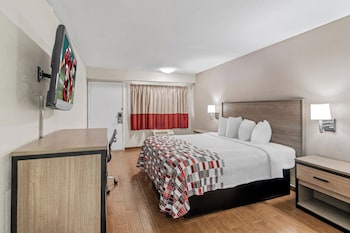 Deluxe Room, 1 King Bed, Smoking