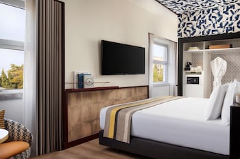 Avani Room