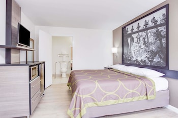 Room, 1 King Bed, Accessible, Non Smoking (Mobility)