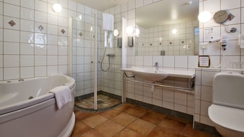 Superior Room, 2 Twin Beds, Non Smoking