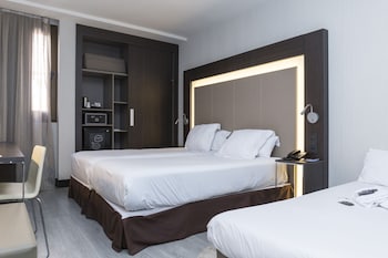 Standard Room, 2 Twin Beds