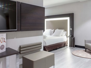 Executive Room, 1 Queen Bed