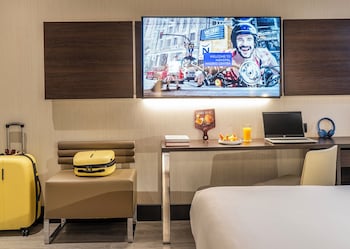 Superior Room, 1 Queen Bed