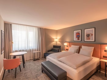 Superior Room, 1 King Bed