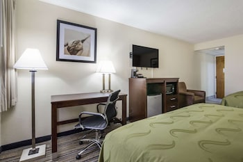 Standard Room, 2 Queen Beds, Non Smoking