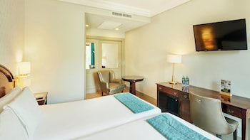 Classic Twin Room