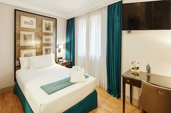 Basic Room (Individual)