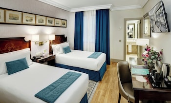 Classic Twin Room