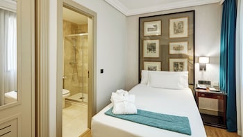 Basic Room (Individual)