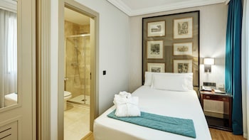 Basic Room (Individual)