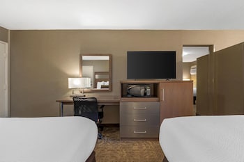 Suite, Multiple Beds, Non Smoking, Refrigerator & Microwave
