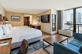 Deluxe Room, Multiple Beds, Hearing Accessible, Balcony