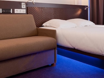 Standard Room, 1 Double Bed with Sofa bed