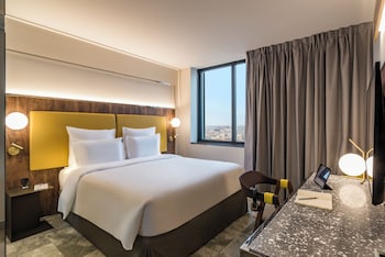 Deluxe Family Room, 2 Connecting Rooms