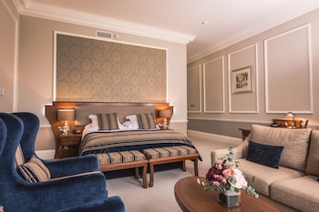 Junior Double Room, 1 King Bed