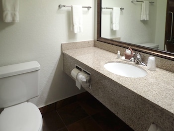 Suite, Multiple Beds, Non Smoking