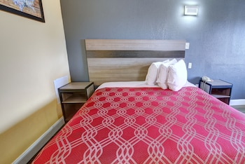 Standard Room, 1 King Bed, Smoking