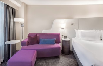 Standard Room, 1 King Bed (High Floor)