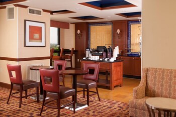 Executive Room, 1 King Bed (Mobility/Hearing Accessible, Tub)