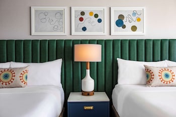 Premier Room, 2 Queen Beds, River View