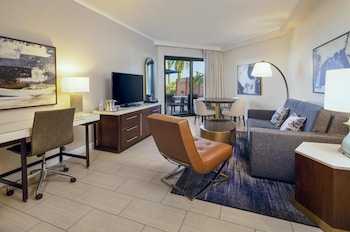 Suite, 1 King Bed with Sofa bed, Ocean View (Verdant Veranda)