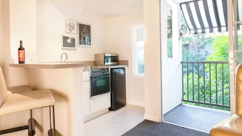 Premier Suite, 1 King Bed, Balcony