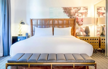Signature Suite, 1 Bedroom (Residence, King)