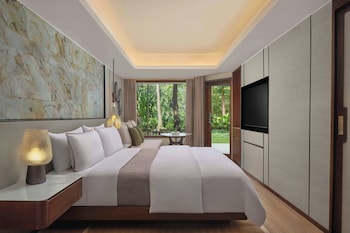 Deluxe Room, 1 King Bed, Terrace