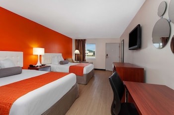 Standard Room, 2 Queen Beds, Smoking
