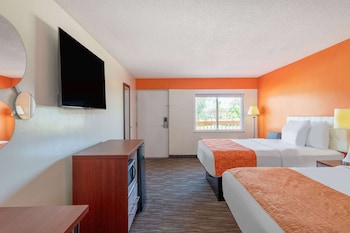 Standard Room, 2 Queen Beds, Smoking
