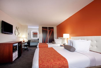Room, 2 Queen Beds, Non Smoking (Second Floor)