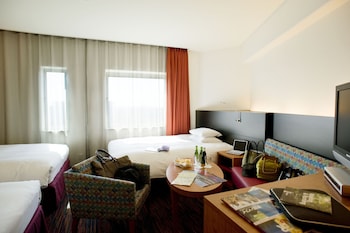 (Main) Comfort Triple Room, Non Smoking