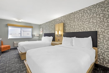Standard Room, 2 Queen Beds, Non Smoking (Walk-in Shower;Pets Not Allowed)