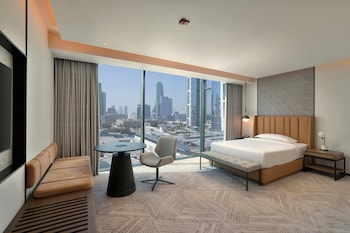 Signature Room, 1 King Bed, City View