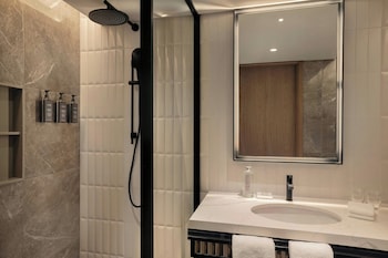 Signature Room, 2 Queen Beds, City View