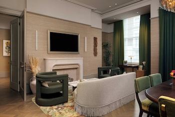 Botanical 2  Bedroom Suite