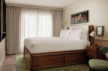 Suite, 1 King Bed
