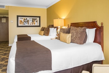 Premier Room, 2 Queen Beds, City View (Signature)