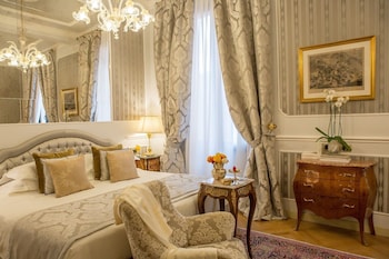 Grand Deluxe Double Room