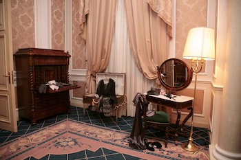 Presidential Suite (Giambologna)