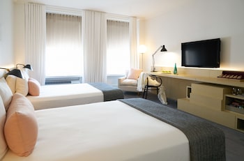 Standard Room, 2 Double Beds