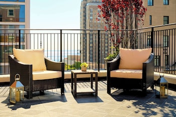 Signature Suite, Terrace, City View