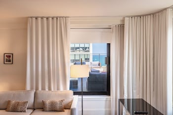 Signature Suite, Terrace