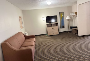 Studio Suite, 1 King Bed, Non Smoking